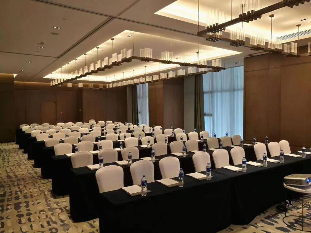 ホテル Wanda Jin 百色市 エクステリア 写真